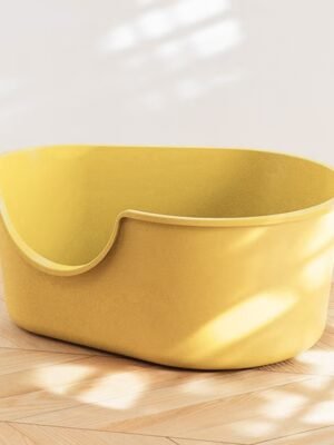 Extra large cat litter box with splash-proof integrated open cat litter box（yellow）